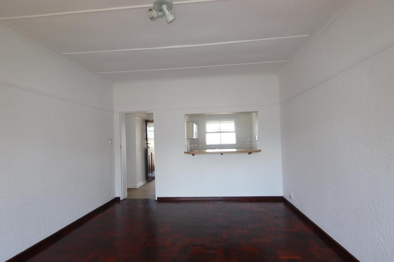 To Let 2 Bedroom Property for Rent in Lansdowne Western Cape